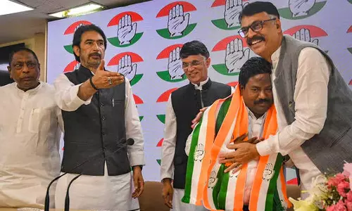 ஜார்க்கண்ட்: பாஜக எம்.எல்.ஏ. ஜெய்பிரகாஷ் காங்கிரஸ் கட்சியில் இணைந்தார்