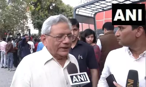 ஏஜென்சிகளை ஏன் கட்டுப்படுத்தக்கூடாது: கெஜ்ரிவால் விவகாரத்தில் தேர்தல் ஆணையத்திடம் முறையிட்ட எதிர்க்கட்சிகள்