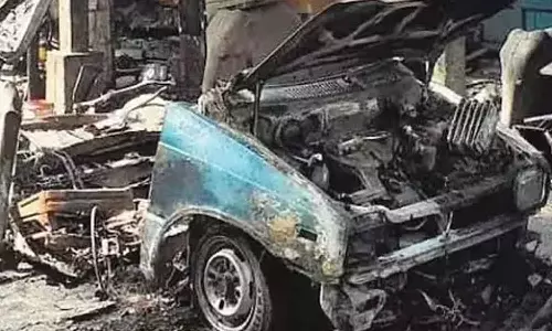 கோவை கார் குண்டுவெடிப்பு வழக்கு: காவலில் எடுக்கப்பட்ட 3 பேரிடம் கோவையில் விசாரணை