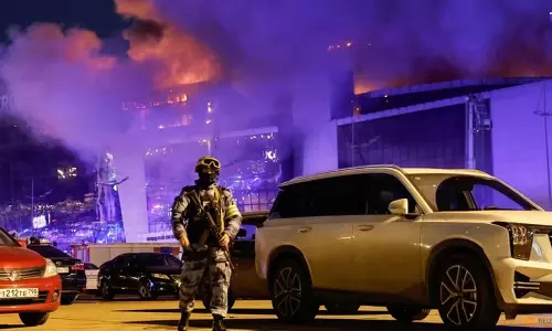 ரஷ்யாவில் நடந்த பயங்கரவாத தாக்குதலில் பலி எண்ணிக்கை 90ஆக உயர்வு- 11 பேர் கைது