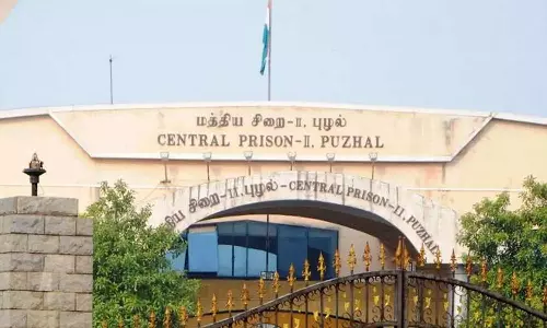 புழல் சிறையில் கைதிகள் போராட்டம்