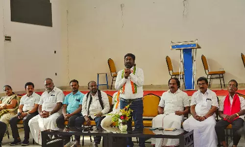 பாராளுமன்ற தேர்தலை முன்னிட்டு வேட்பாளர் அறிமுக கூட்டம்