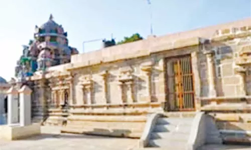 கோவிந்தபுரம் பாணபுரீஸ்வரர்-கதாதரன்