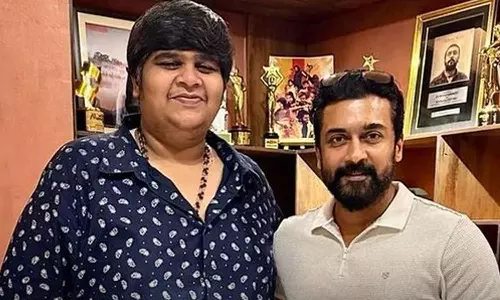 சூர்யா 44: கார்த்திக் சுப்புராஜ் உடன் எடுத்த புகைப்படத்தை பகிர்ந்த சூர்யா