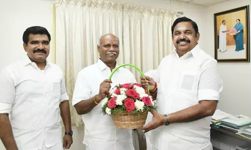 பா.ஜ.க. பட்டியல் அணி தலைவர் தடா பெரியசாமி அ.தி.மு.க.வில் இணைந்தார்