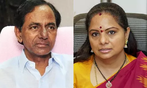 ஜெயிலில் மகள் - வாபஸ் வாங்கும் வேட்பாளர்கள்: பரிதவிக்கும் சந்திரசேகர ராவ்