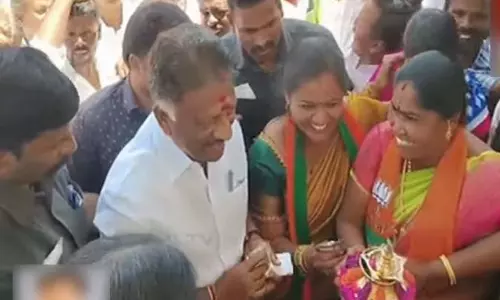 ராமநாதபுரம் வேட்பாளர் ஓ.பன்னீர்செல்வம் மீது வழக்குப்பதிவு