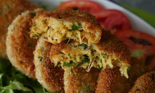 சிக்கன் நூடுல்ஸ் கட்லெட்