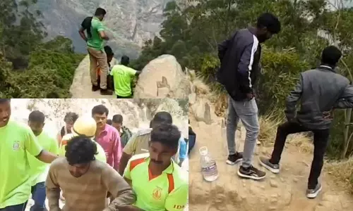 100 அடி பள்ளத்தில் தவறி விழுந்த இளைஞர் மீட்பு