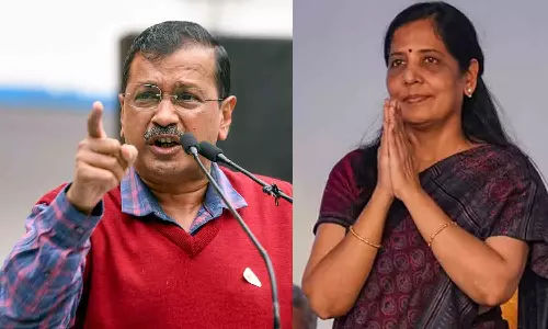 பாராளுமன்ற தேர்தலுக்கான கெஜ்ரிவாலின் 6 வாக்குறுதிகளை வாசித்தார் சுனிதா கெஜ்ரிவால்