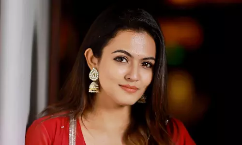 நடிகரை திருமணம் செய்யும் டாடா பட நடிகை அபர்ணா தாஸ்