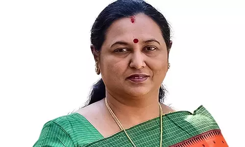 மருத்துவர்களின் ஊதிய உயர்வை அரசு உடனடியாக அறிவிக்க வேண்டும்- பிரேமலதா விஜயகாந்த்