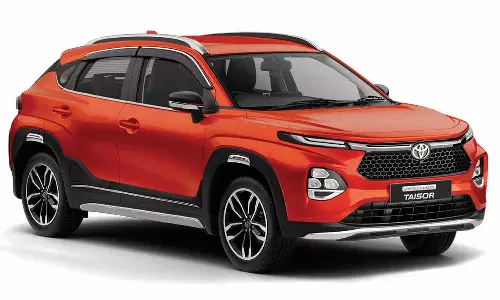 ரூ. 7 லட்சம் பட்ஜெட்டில் அறிமுகமான டெய்சர் - சூப்பர் அப்டேட் கொடுத்த டொயோட்டா