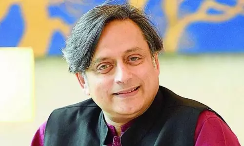 சசிதரூர் எம்.பி.யிடம் ரூ.5 லட்சம் பிட்காயின்: சொத்து பட்டியலில் தகவல்