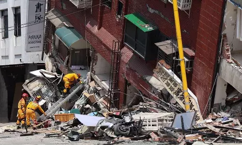 தைவான் நிலநடுக்கம்: பலி எண்ணிக்கை 10 ஆக உயர்வு