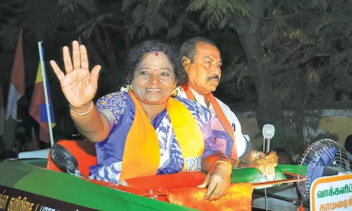 குப்பையை கூட கையாள தெரியாத திராவிட கட்சிகளுக்கு குட்-பை சொல்லுங்கள்- தமிழிசை