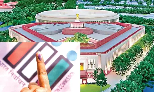 பாராளுமன்ற தேர்தலில் முதல் முறையாக வாக்களிக்கும் முதியவர்