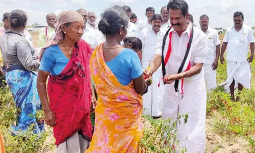 உங்கள் கோரிக்கைகள் நிறைவேற இரட்டை இலை சின்னத்தில் வாக்களித்து வெற்றி பெற செய்யுங்கள்- ஜெயபெருமாள் பிரசாரம்