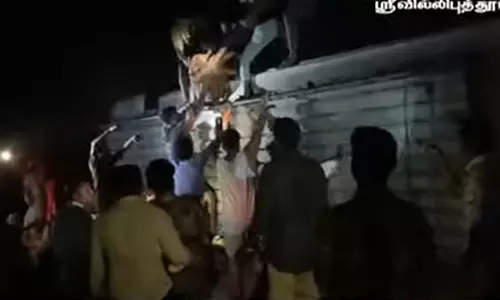 கோவை நோக்கி சென்ற ஆம்னி பேருந்து கவிழ்ந்து விபத்து- இருவர் பலி