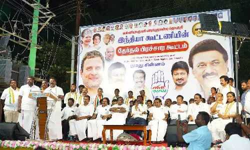 நாகர்கோவிலில் நடந்த மாபெரும் பிரசார பொது கூட்டம்- செல்வப்பெருந்தகை  பங்கேற்பு