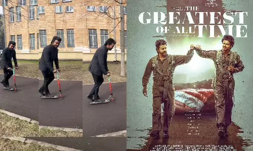 ஜாலியாக குழந்தைப்போல் ஃப்ரீ ஸ்டைல் ஸ்கூட்டர் ஓட்டும் விஜய்