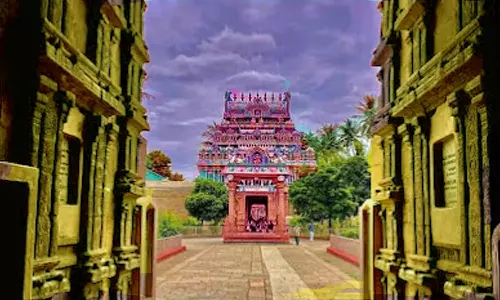 காவிரி வறண்டாலும் இக்கோவில் நீர்க்கசிவு வற்றுவதில்லை