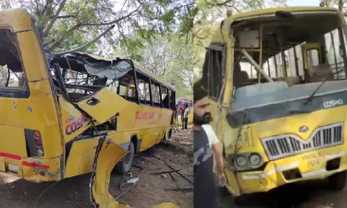 அரியானாவில் பள்ளி பஸ் மரத்தில் மோதி 6 மாணவர்கள் பலி