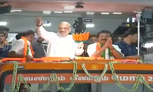 மதுரையில் ரோடு ஷோ நடத்திய அமித் ஷா: தொண்டர்கள் உற்சாகம்