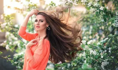 அழகான மற்றும் நீளமான கூந்தலை பெற எளிய வழிகள்!