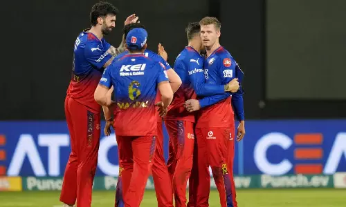 பந்து வீச்சில் அரை சதம் விளாசிய 4 பவுலர்கள்: டி20-யில் மோசமான சாதனை படைத்த ஆர்சிபி