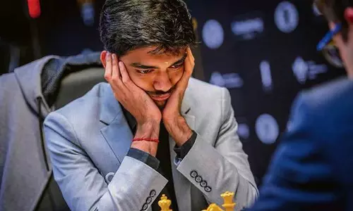 கேன்டிடேட் செஸ் போட்டி: குகேஷ்- ரஷிய வீரர் மோதிய 10-வது சுற்று டிரா