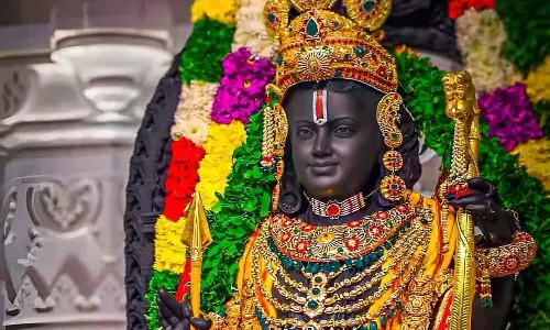 அயோத்தியில் ராம நவமி விழா: ராமர் நெற்றியில் சூரிய ஒளி படும் அபூர்வ நிகழ்வு