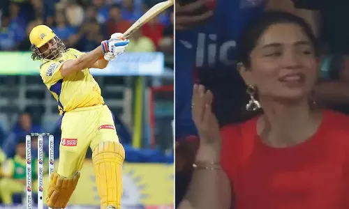 டோனியின் ஹாட்ரிக் சிக்சர்.... டெண்டுல்கர் மகள் கொடுத்த ரியாக்ஷன்