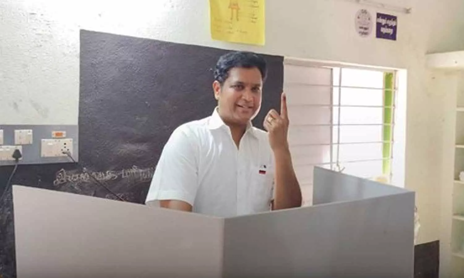 திருவாரூரில் உள்ள மன்னார்குடியில் அமைச்சர்... ... மக்களவை தேர்தல்: 102 தொகுதிகளில் 5 மணி நிலவரப்படி 59.7 சதவீத வாக்குகள் பதிவு திருவாரூரில் உள்ள மன்னார்குடியில் அமைச்சர்... ... மக்களவை தேர்தல்: 102 தொகுதிகளில் 5 மணி நிலவரப்படி 59.7 சதவீத வாக்குகள் பதிவு