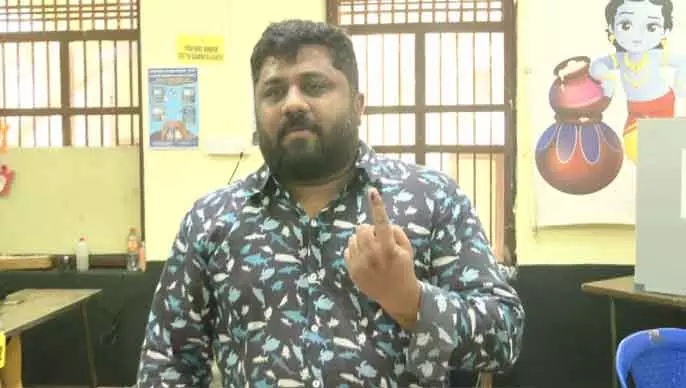 வாக்களித்தார் தயாரிப்பாளர் ஞானவேல் ராஜா ... மக்களவை தேர்தல்: 102 தொகுதிகளில் 5 மணி நிலவரப்படி 59.7 சதவீத வாக்குகள் பதிவு வாக்களித்தார் தயாரிப்பாளர் ஞானவேல் ராஜா ... மக்களவை தேர்தல்: 102 தொகுதிகளில் 5 மணி நிலவரப்படி 59.7 சதவீத வாக்குகள் பதிவு