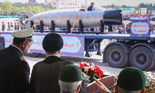 ஈரான் மீது இஸ்ரேல் ஏவுகணை தாக்குதல்