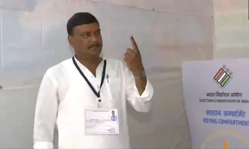 மக்களவை தேர்தல்: 102 தொகுதிகளில் 3 மணி நிலவரப்படி 49.9 சதவீத வாக்குகள் பதிவு