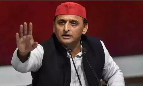 பா.ஜனதாவின் முதல்நாள் முதல் ஷோ பிளாப்: அகிலேஷ் யாதவ்