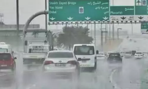 அமீரகத்தில் 23-ந்தேதி மீண்டும் கனமழைக்கு வாய்ப்பு: தேசிய வானிலை ஆய்வு மையம் எச்சரிக்கை