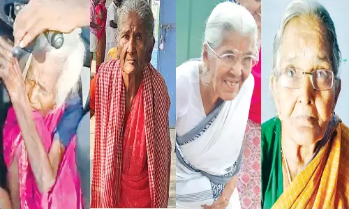 பாராளுமன்ற தேர்தல்: தள்ளாத வயதில் ஆர்வத்துடன் வாக்களிக்க வந்த முதியவர்கள்