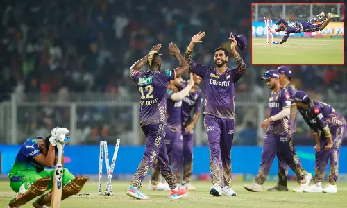 ஒரே சீசனில் அதிக முறை 220-க்கும் அதிகமாக ரன் குவிப்பு: மூன்று அணிகள் சாதனை