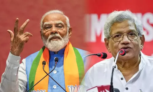 வெறுப்புணர்வை தூண்டும் மோடியின் பேச்சு தேர்தல் ஆணையத்திற்கு கேட்காதா? -  சீதாராம் யெச்சூரி