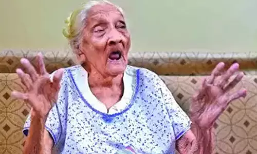 தபால் ஓட்டு போட மறுப்பு: 112 வயதிலும் ஜனநாயக கடமையாற்ற காத்திருக்கும் மூதாட்டி