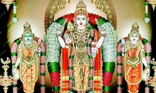 முருகனின் 108 போற்றி!