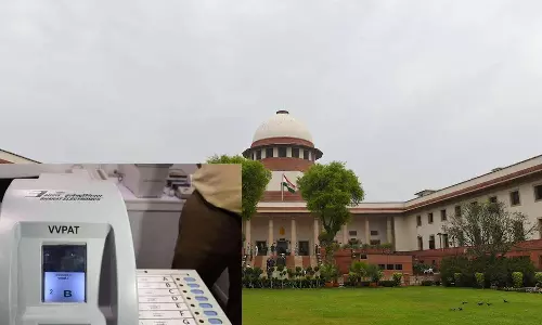 வாக்கு ஒப்புகை சீட்டு வழக்கு- தேர்தல் அதிகாரி ஆஜராக சுப்ரீம் கோர்ட்டு உத்தரவு