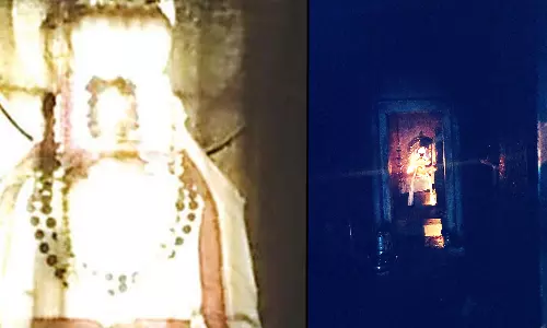 திருகண்டேஸ்வரம் நடனபாதேஸ்வரர் கோவில் சிவலிங்கம் மீது சூரிய ஒளி விழும் அதிசய நிகழ்வு