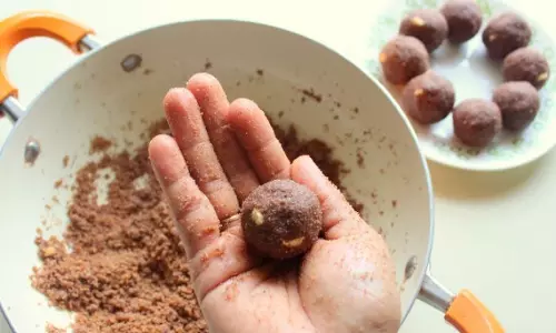 ஊட்டச்சத்து நிறைந்த கேழ்வரகு உருண்டை