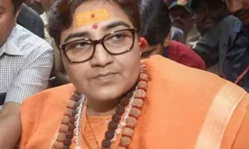 மலேகான் குண்டு வெடிப்பு வழக்கு: நீதிமன்றத்தில் நேரில் ஆஜரானார் பாஜக எம்.பி. பிரக்யா சிங் தாகூர்