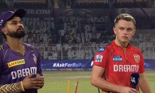 கொல்கத்தா நைட் ரைடர்ஸ் அணிக்கெதிராக பஞ்சாப் பந்து வீச்சு