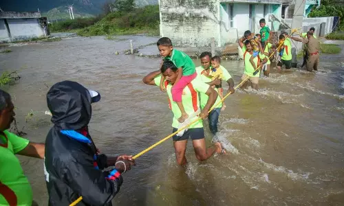 தமிழ்நாட்டிற்கு ரூ.276 கோடி வெள்ள நிவாரணம் அறிவிப்பு